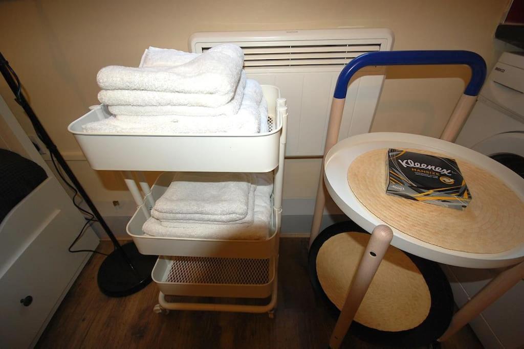 St 7 - Cosy, Modern Apartment-corbyn St N4 Appartement Londen